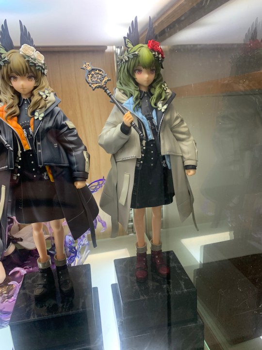 Tony老师（峰少）手办收藏之十七 十罗菱拉娜 快4k买一个绿毛真便宜