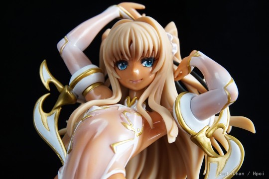 双葉・リリー・ラムセス 美脚見せつけver.