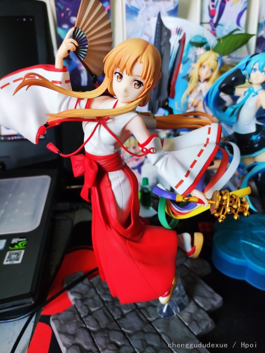 巫女服的人妻娜 性感可爱