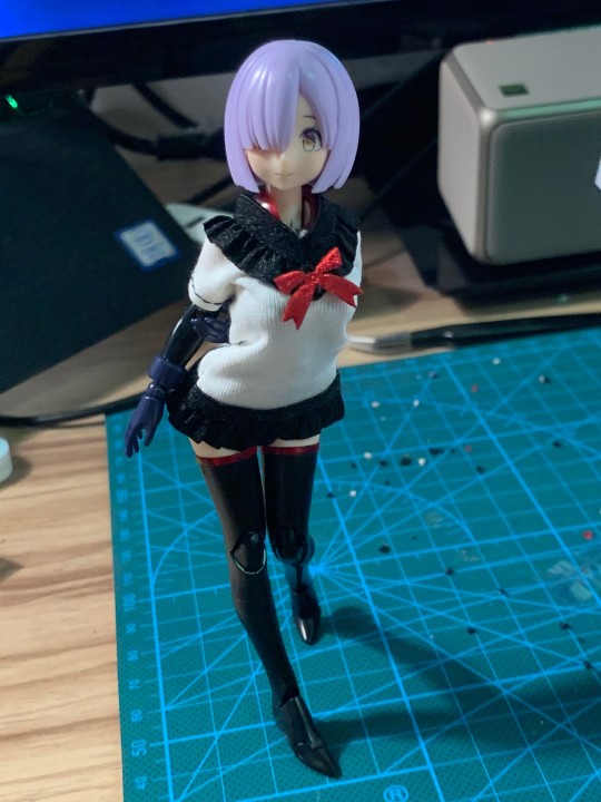 女神装置13 御模道水手服