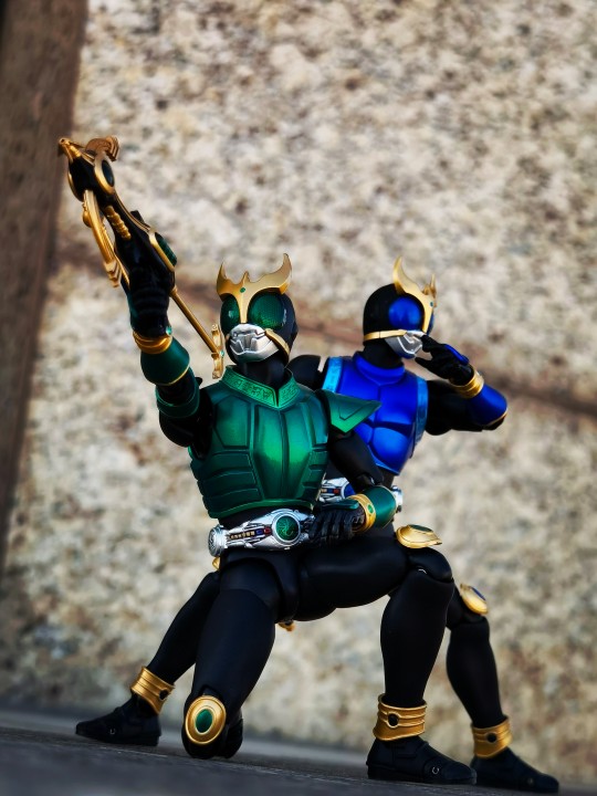 天马行空，翠绿雷霆