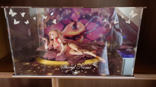 女王 雪莉露 最好的两个手办