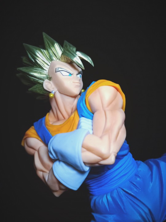 对付你用脚就足够了