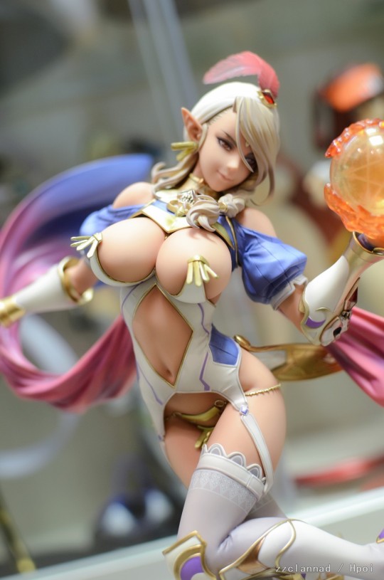 比基尼勇士 黑暗精灵