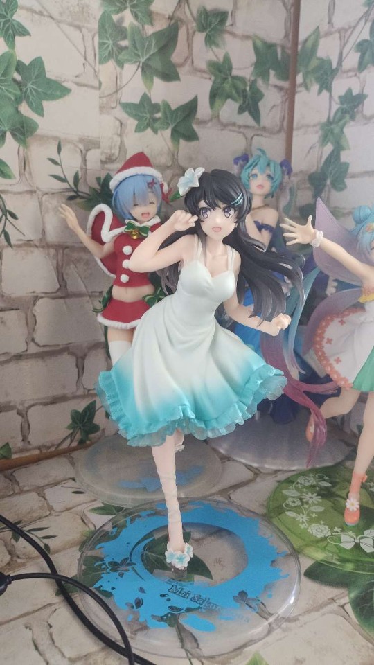 蓝色连衣裙的麻衣学姐到啦！