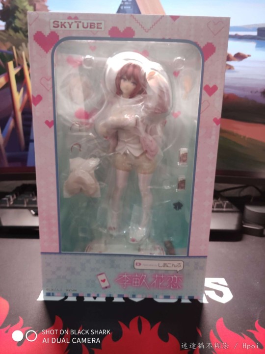 【色气表情丰满的身材】李畝花恋开箱