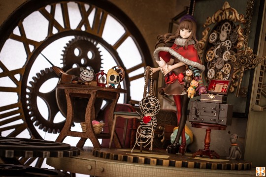 寿屋 超自然9人组 红之亚里亚