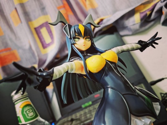 “嘟嘟嘟嘟嘟嘟嘟嘟——”