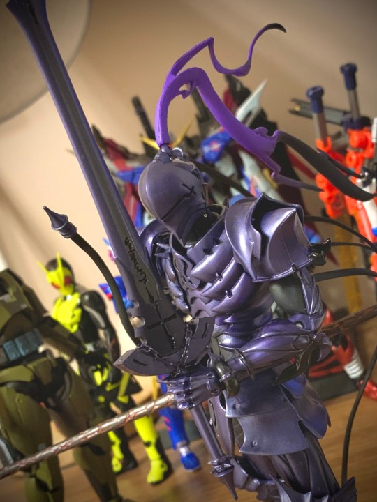 骑士不能徒手而死