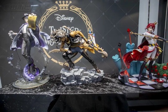 搬砖一下。秋叶原展出中