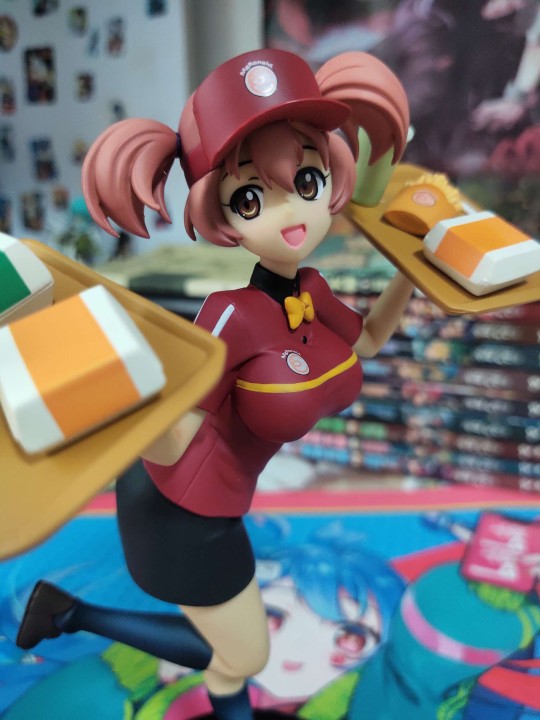 X-PLUS  佐佐木千穗