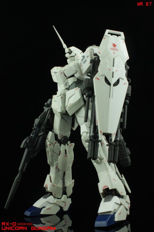 GUNDAM FIX FIGURATION METAL COMPOSITE 独角兽高达珍珠色涂装