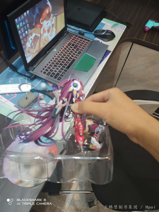 回盒一段时间怎么会这样啊！！！我TM裂开三瓣