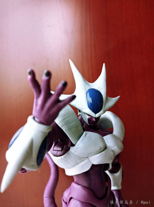 不像弟弟那么天真！