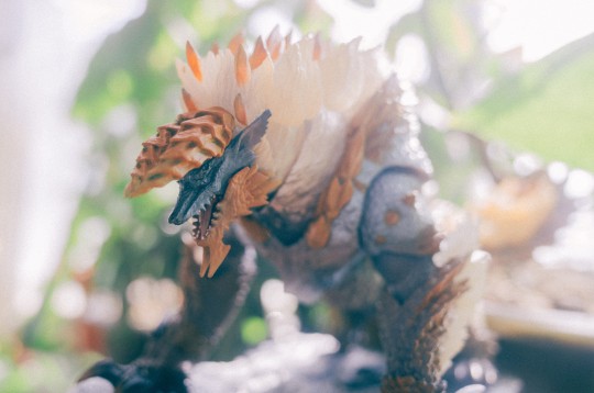 万代 S.H.MonsterArts 雷狼龙