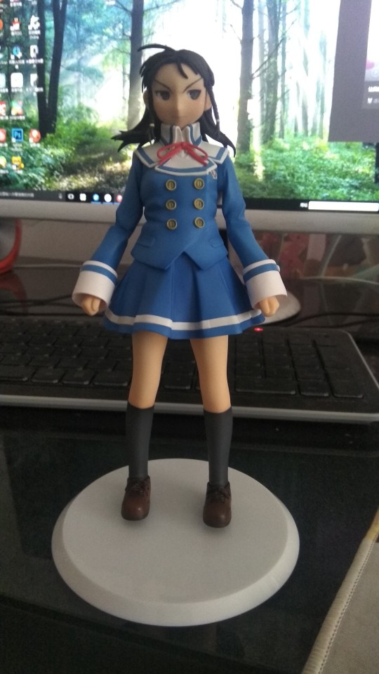 日亚淘来的，眼镜好难带上啊