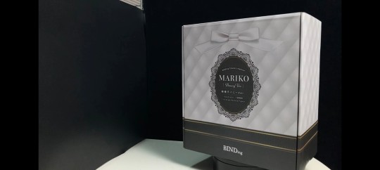 binding麻理子，转自YouTube上热乎的开箱视频，截图