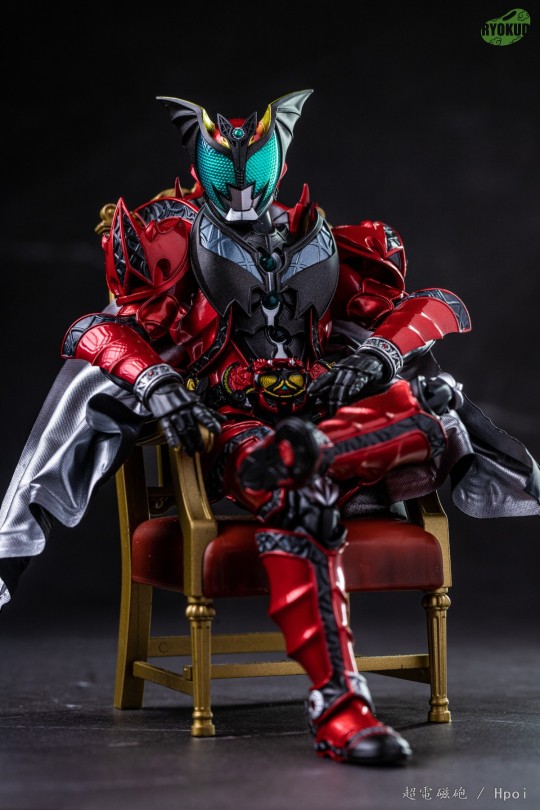 shf 真骨雕 假面骑士月骑 dark kiva
