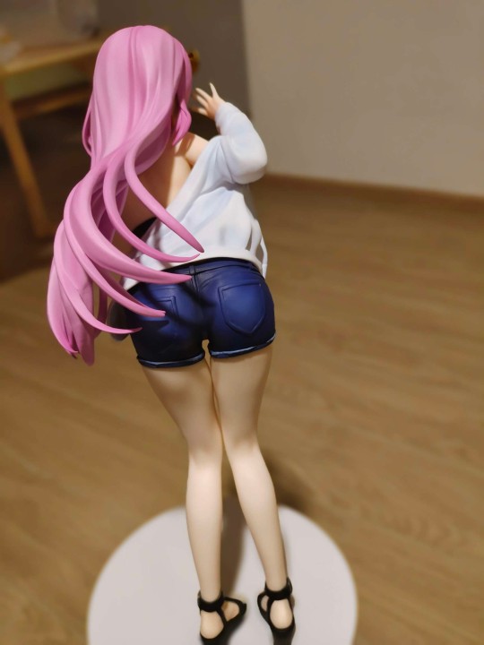 三十路可爱，感觉多少有点崩