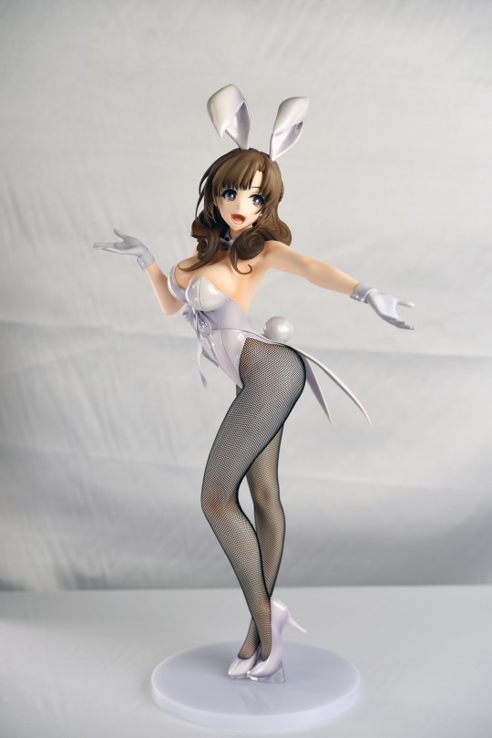 普通攻击是全体二连击，这样的妈妈你喜欢吗？大好真真子 兔女郎