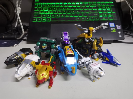 百兽战队精灵王、力王