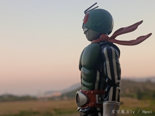 改造人悲哀命运的开端，假面骑士1号！