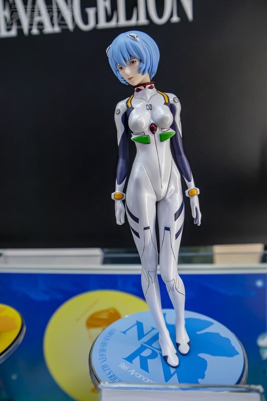 海洋堂 EVA GIRLS系列 1/7  真希波 明日香 绫波丽 日店展图