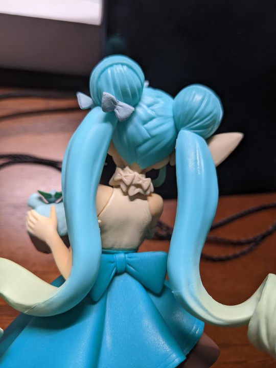 造型还不错，我很喜欢，做工就……