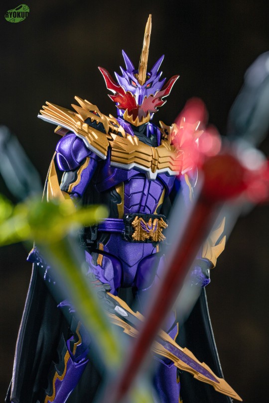 shf 假面骑士圣刃 王剑 邪王飞龙