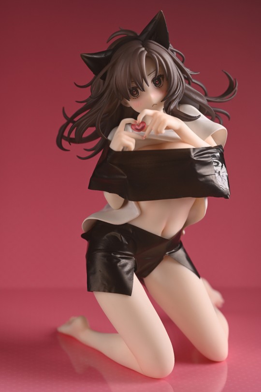 [拍粪片的人]牛奶猫，嗯…不对，应该叫炼乳猫