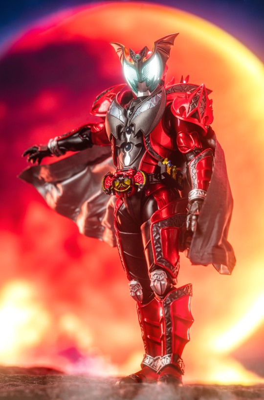 S.H.Figuarts(真骨雕制法)  假面骑士暗黑月骑