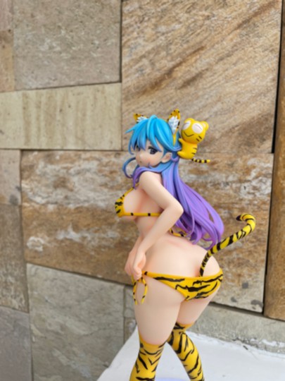 抓到一只野生的小老虎🐯