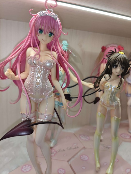 婚纱战队，就差两个了