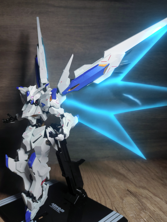 万代 METAL ROBOT魂 高达巴耶力