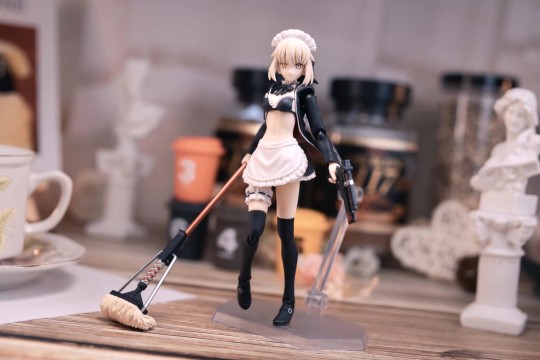 figma  EX-057 saber alter