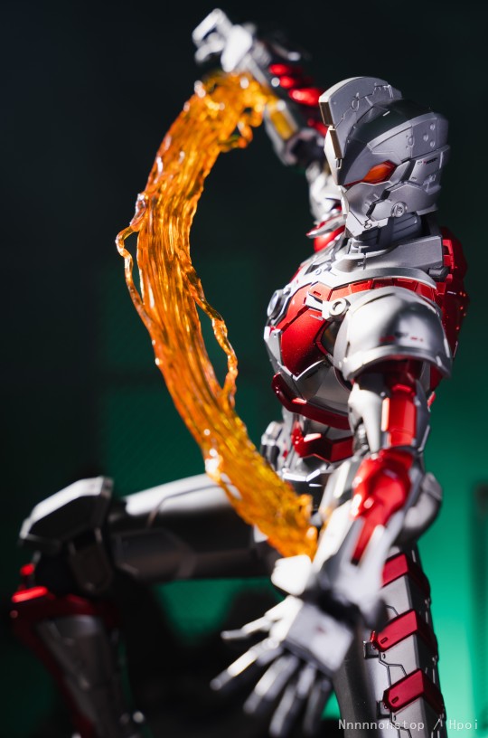 ULTRAMAN 机动奥特曼艾斯.Ver 成品可动版