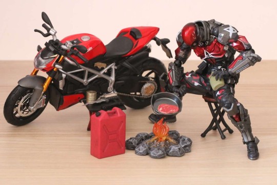 海洋堂 阿卡姆骑士 红头罩 瞎拍