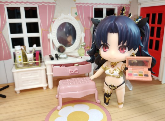 伊什塔尔 粘土人