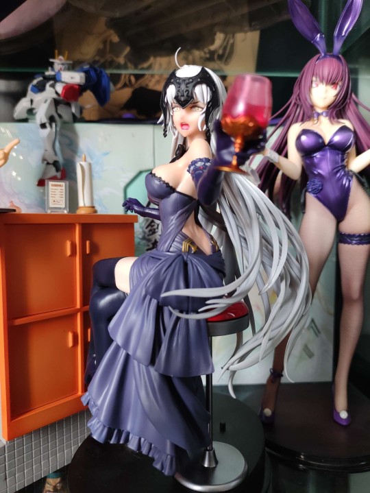 喝醉的黑贞可太棒了。