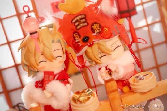 携新宿业绩第一名祝大家新年暴富 开心玩胶