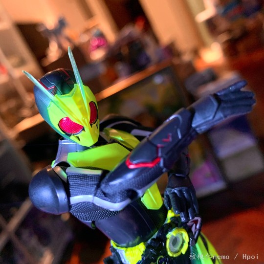 shf假面骑士 觉悟蝗虫