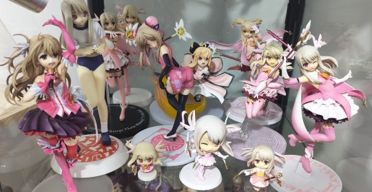 我永远喜欢伊莉雅！