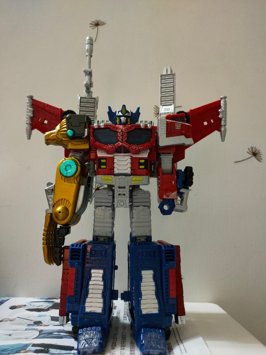 围城c版银河之力擎天柱+力捷工作室配件包