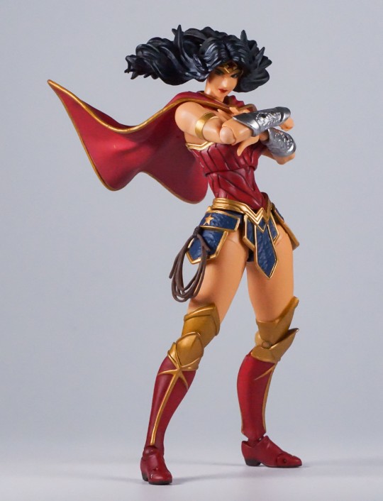 海洋堂神奇女侠