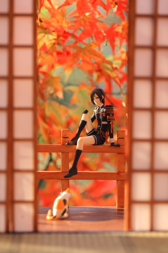 刀剑乱舞 药研 压泡面