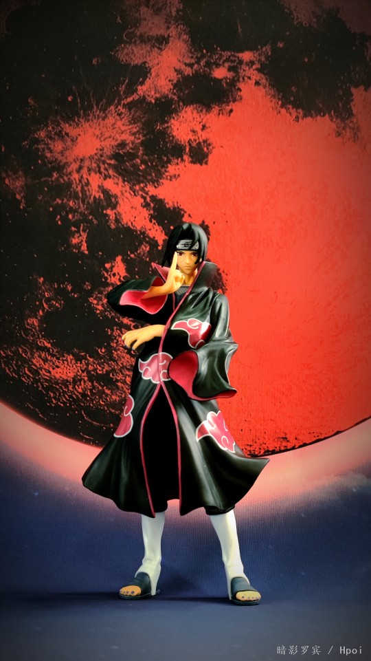 找到了合适的背景拍下鼬神