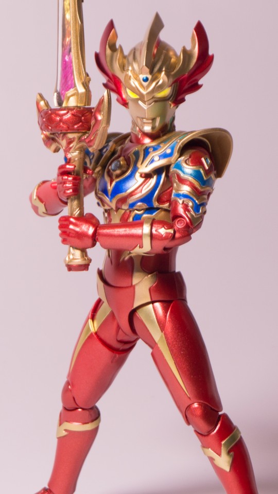 shf 特利迦奥特曼 彩虹三重