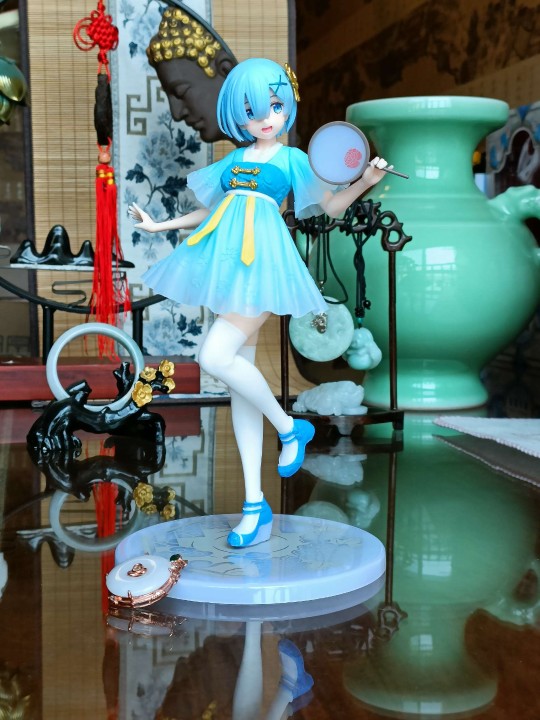 Taito蕾姆 我是觉得蓝色的最好看啦