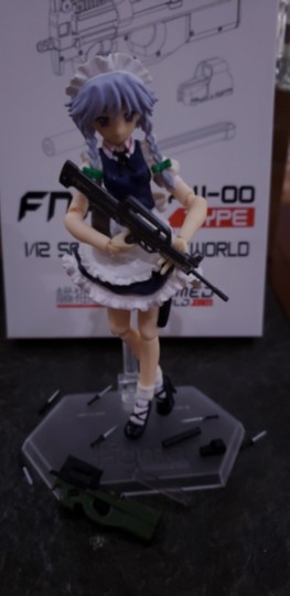 咲夜：这东西比飞刀好用多了