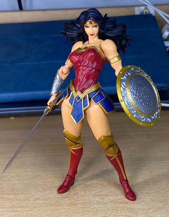 海洋堂神奇女侠